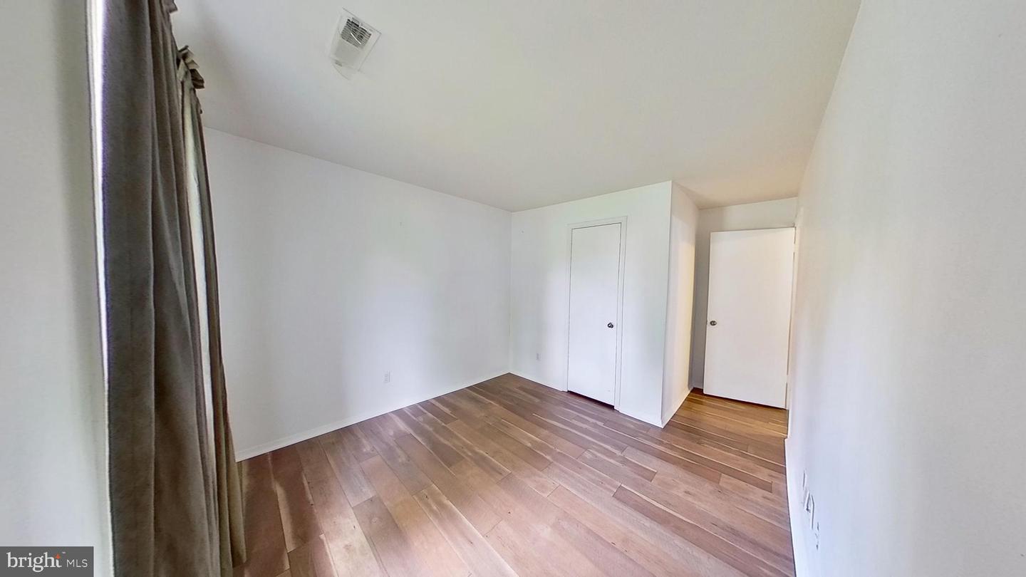 9026 Clove Ct