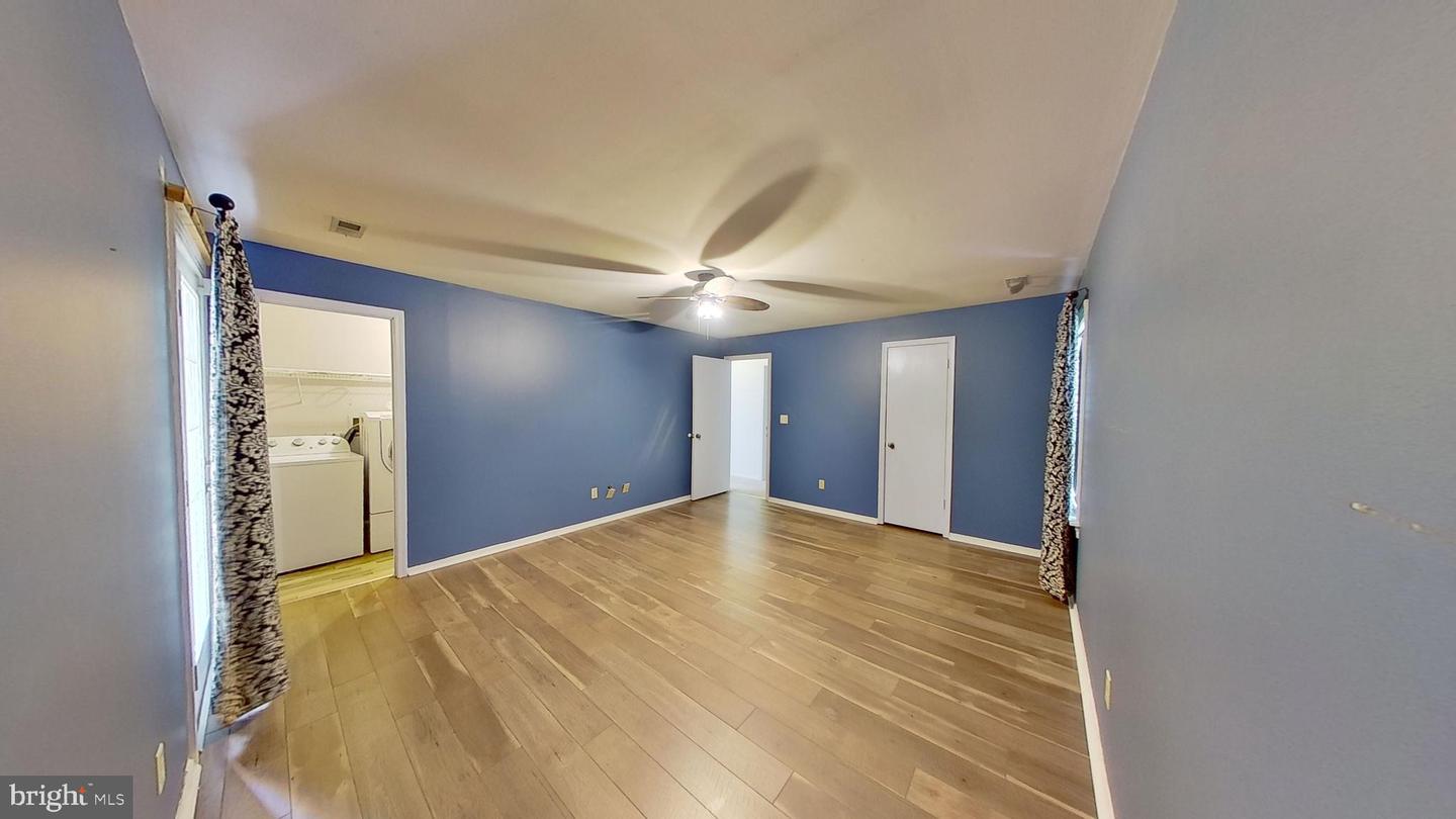 9026 Clove Ct