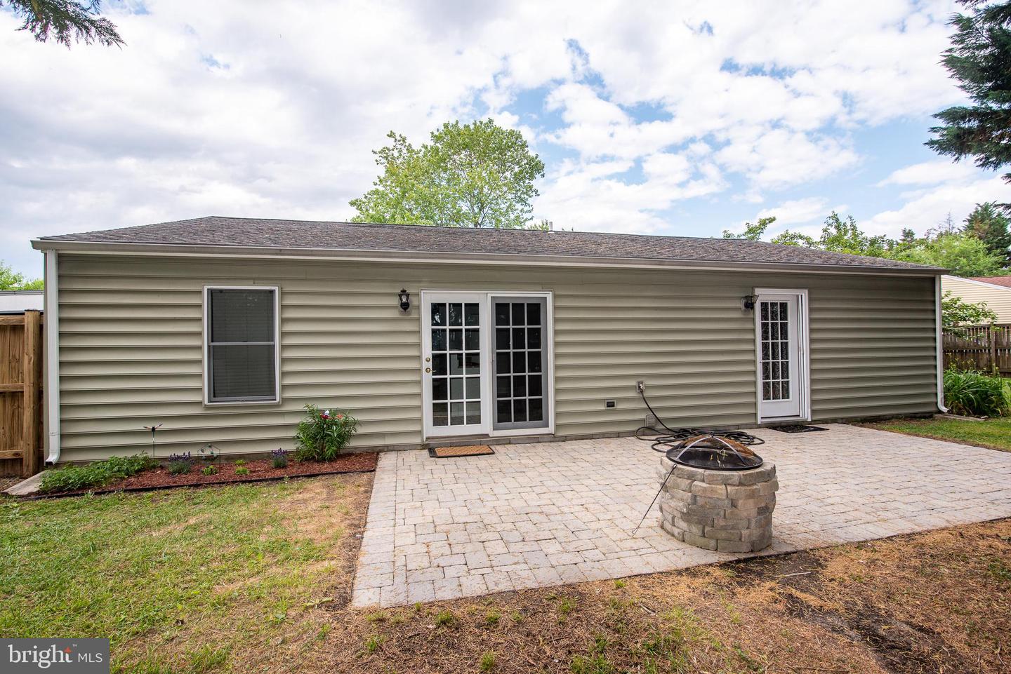 9026 Clove Ct