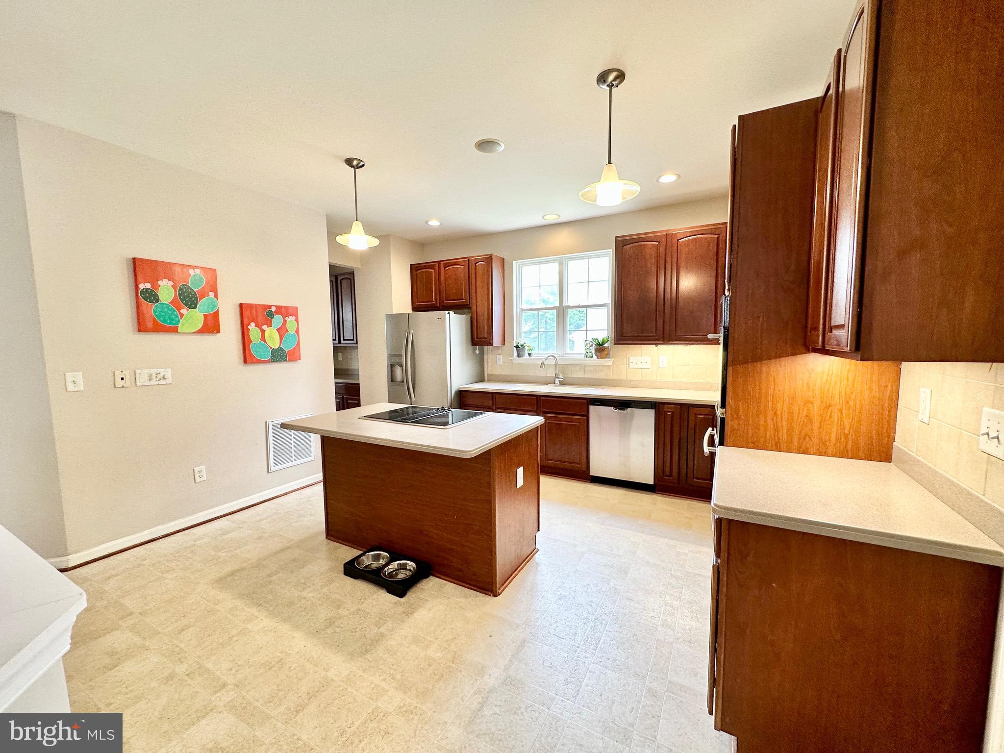 207 Coleman Dr