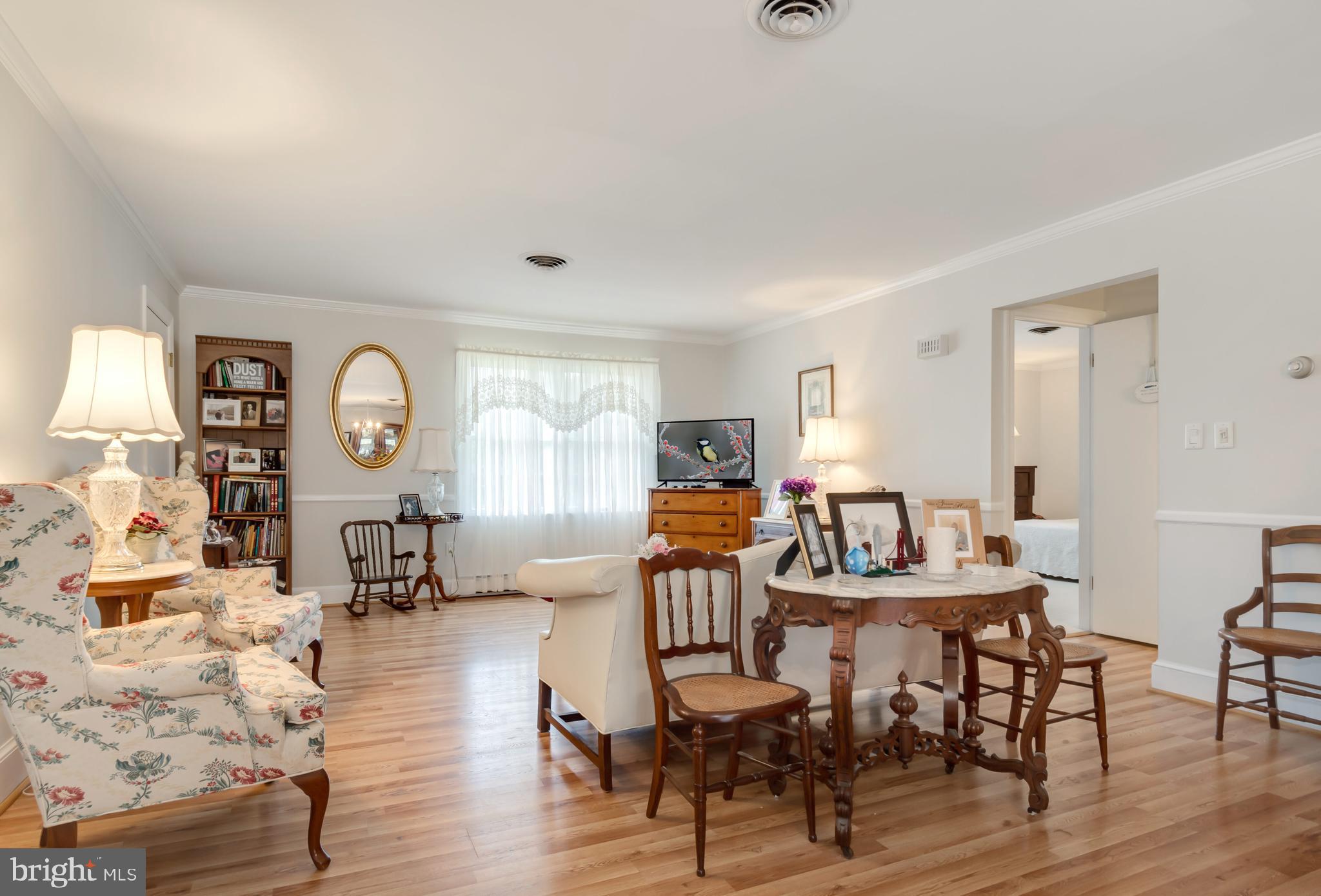 306 S Washington St #5