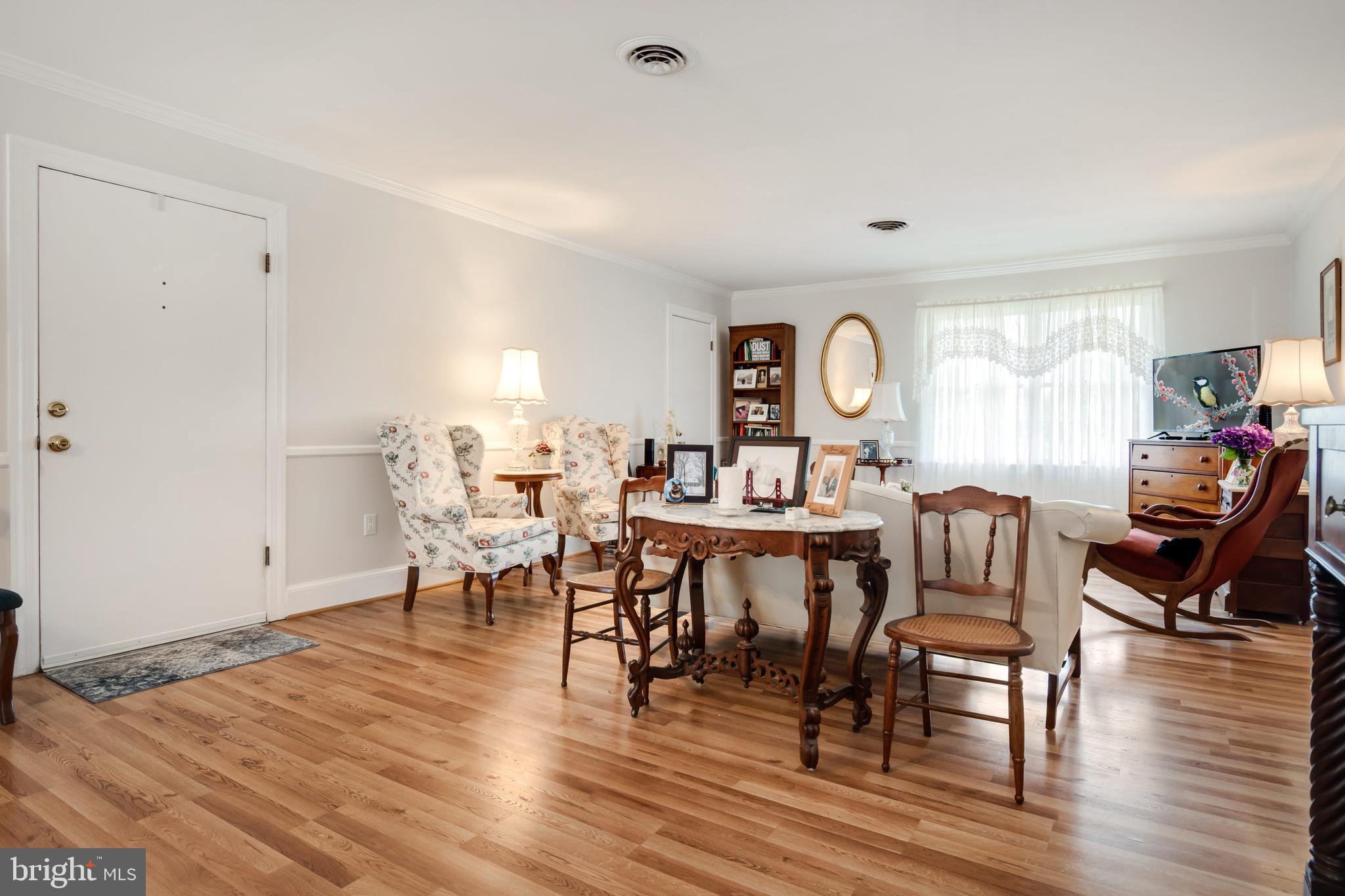 306 S Washington St #5