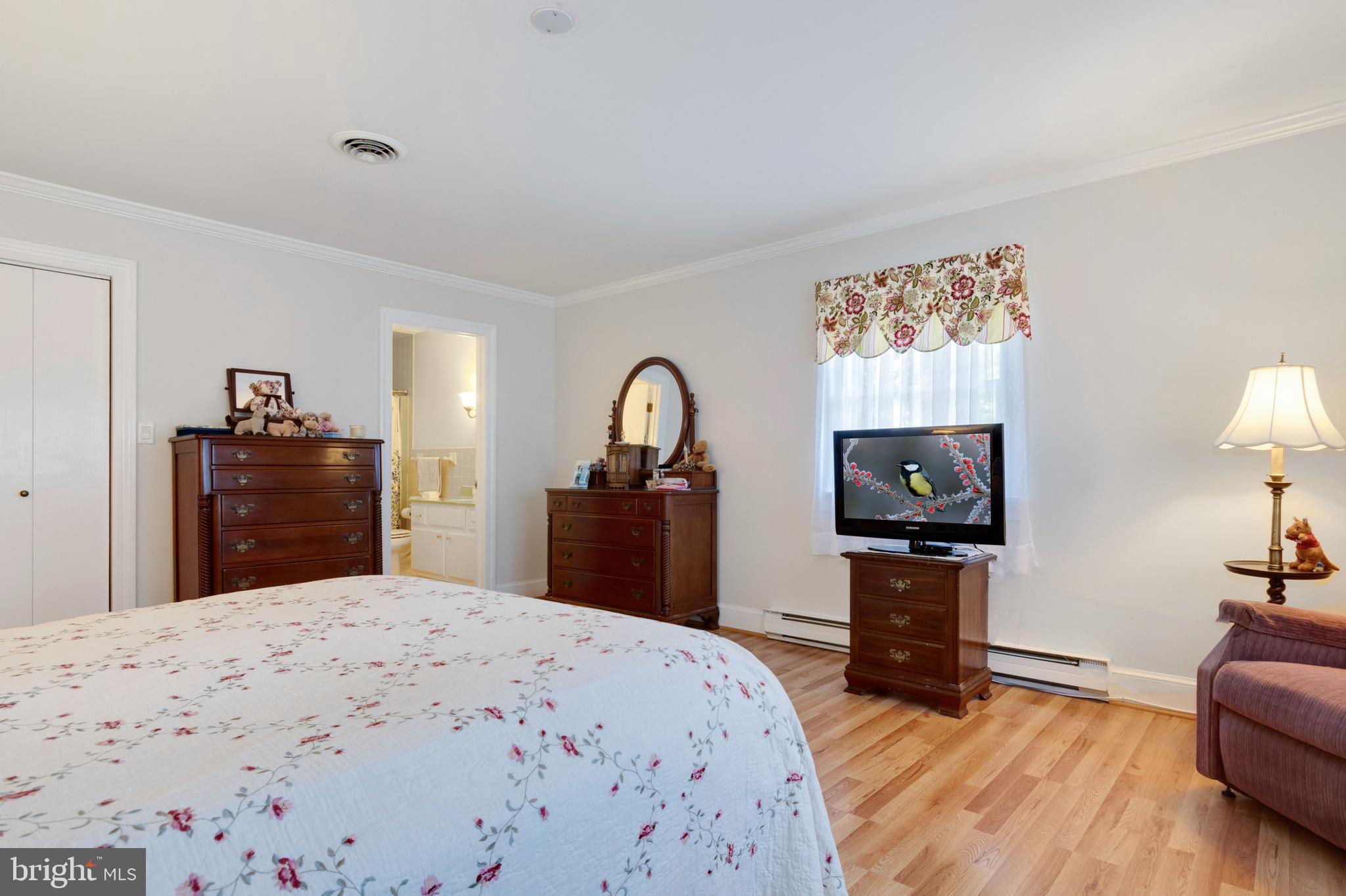 306 S Washington St #5