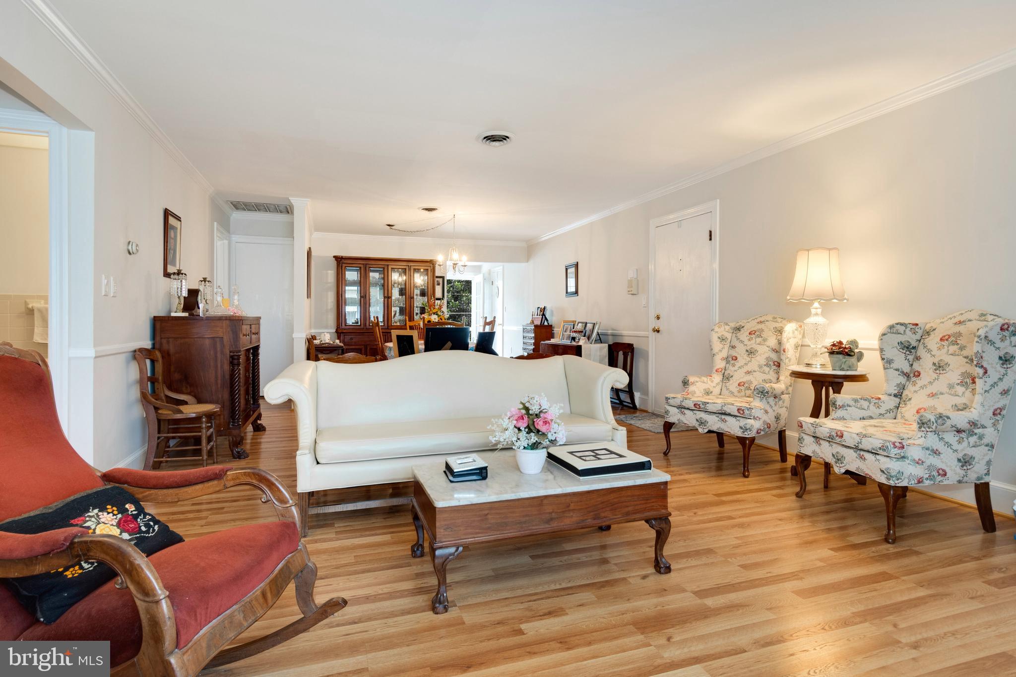 306 S Washington St #5