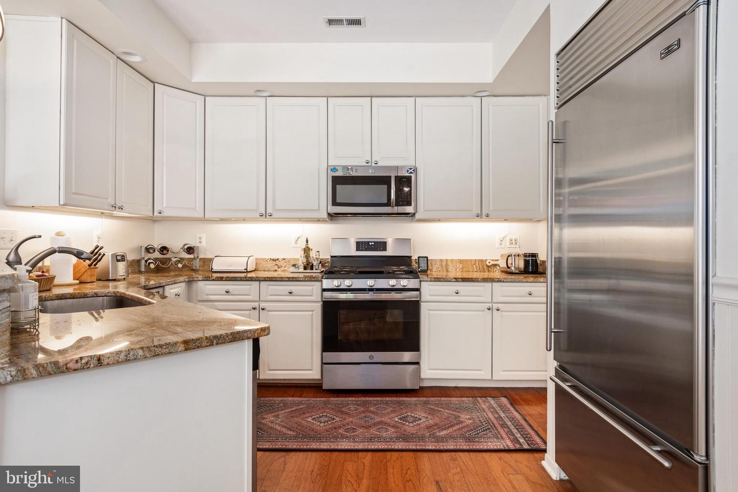 28413 Pinehurst Cir