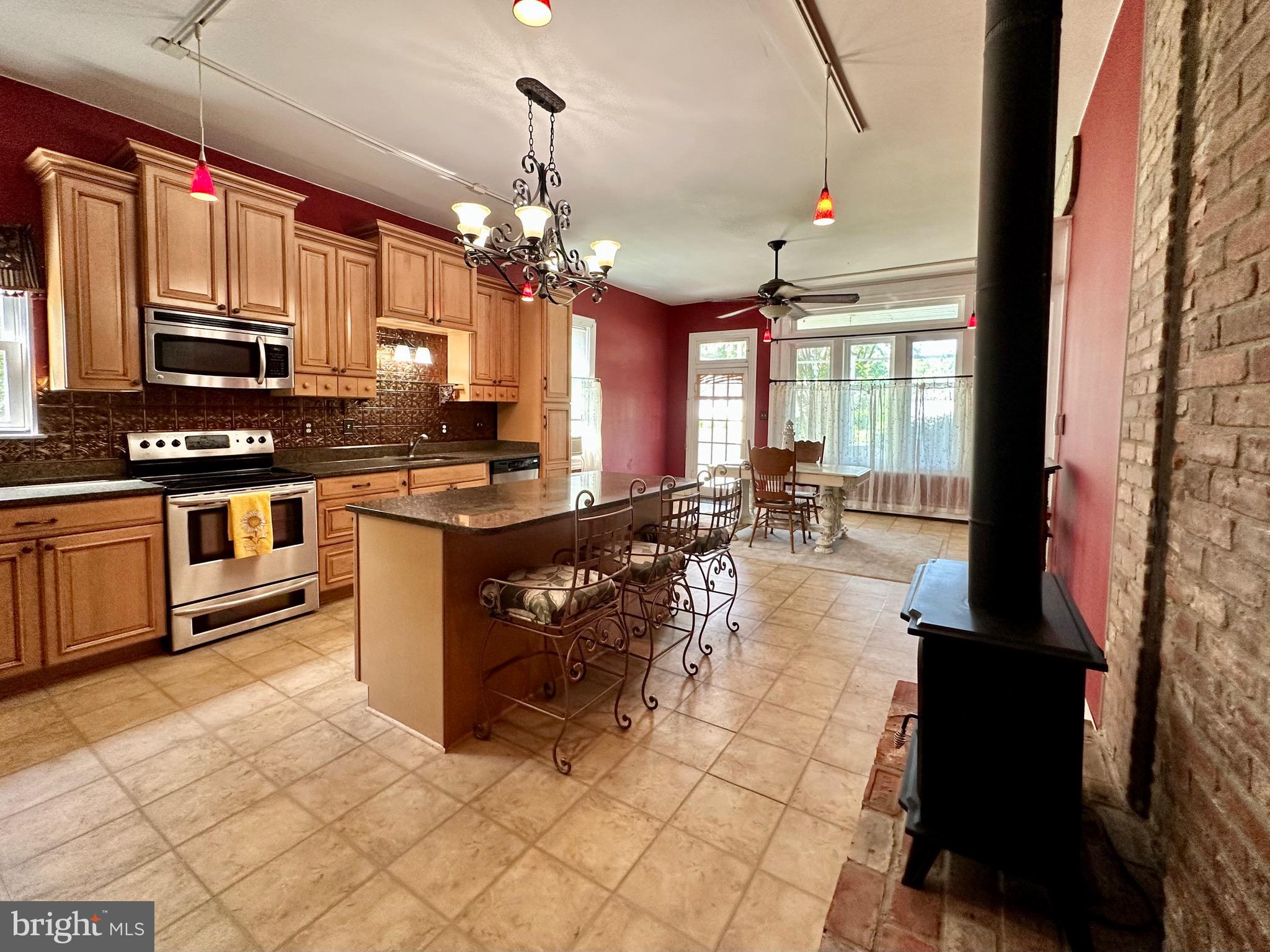 10434 Claiborne Rd