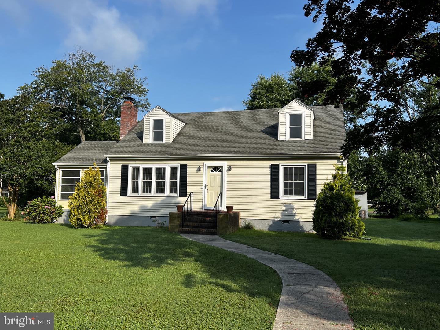 413 Arbor Pl