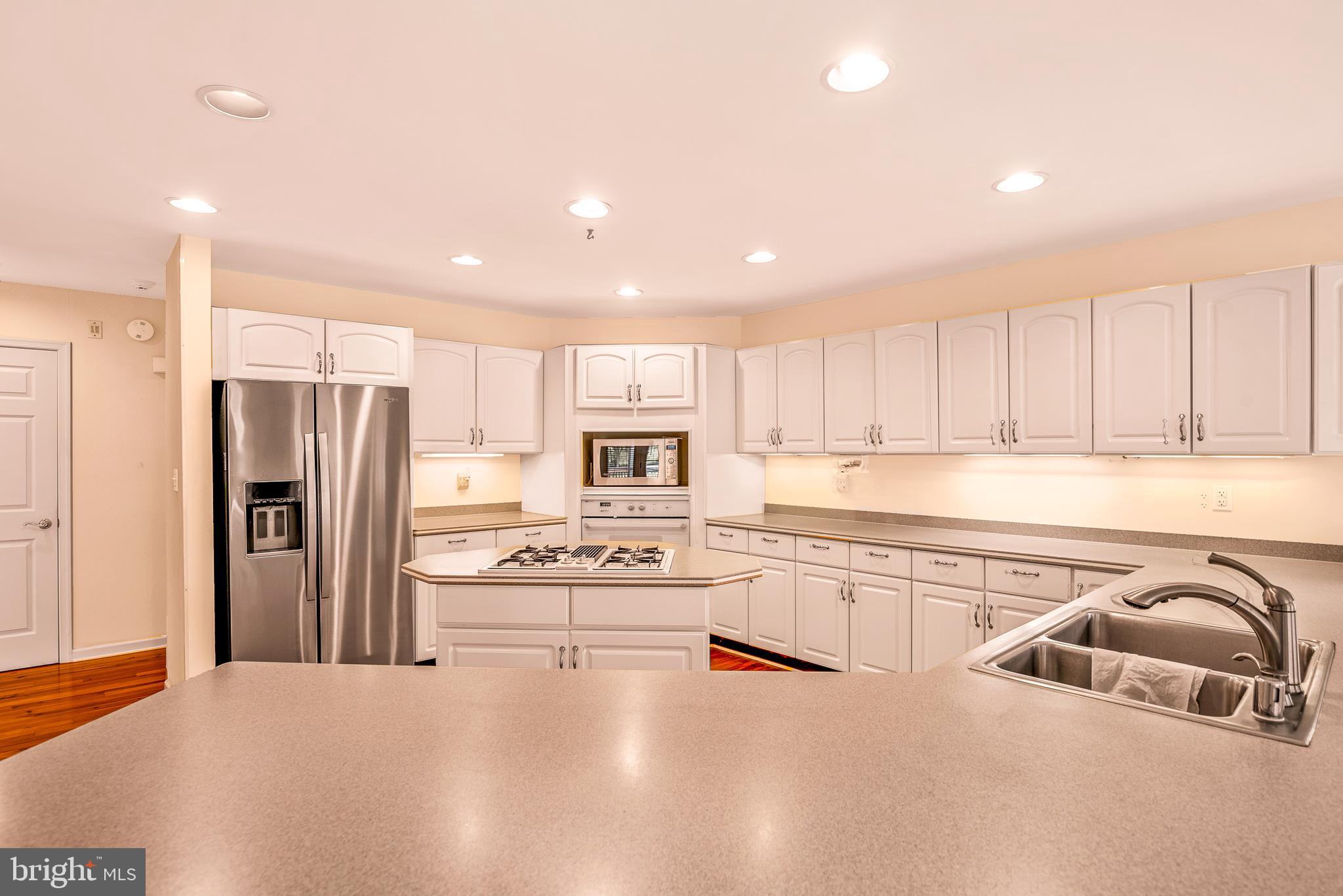 8380 Aveley Manor Ln