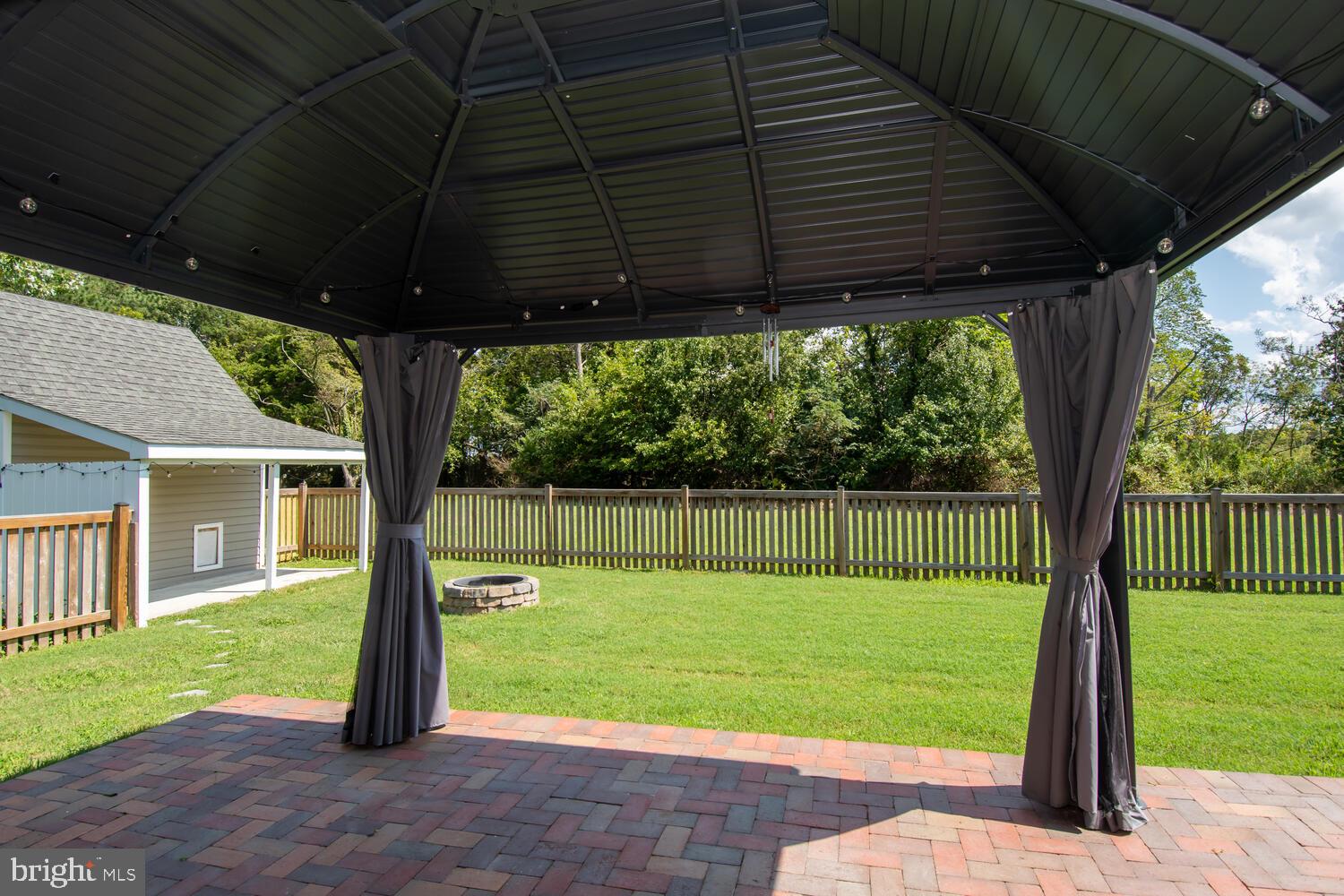 200 Bonfield Ave