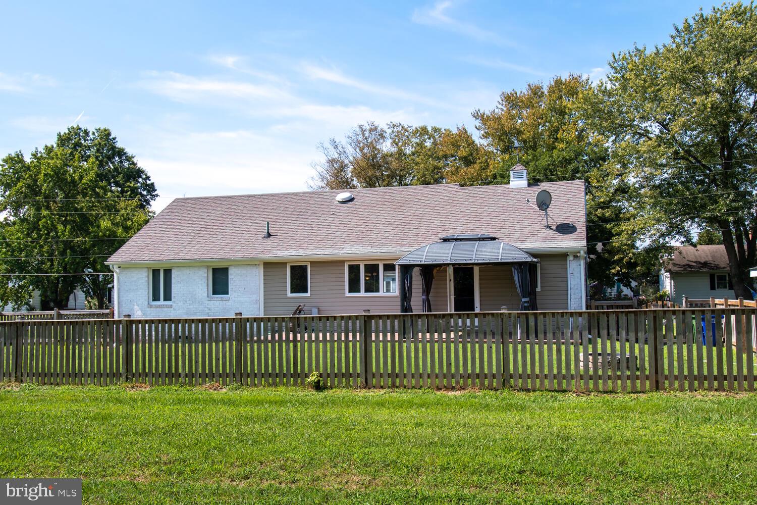 200 Bonfield Ave