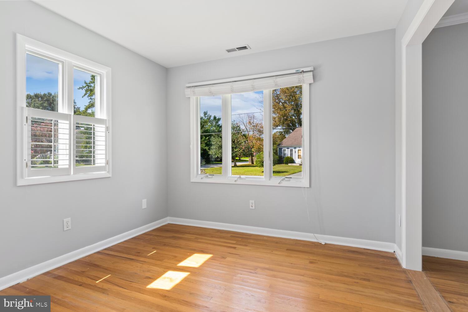 200 Bonfield Ave