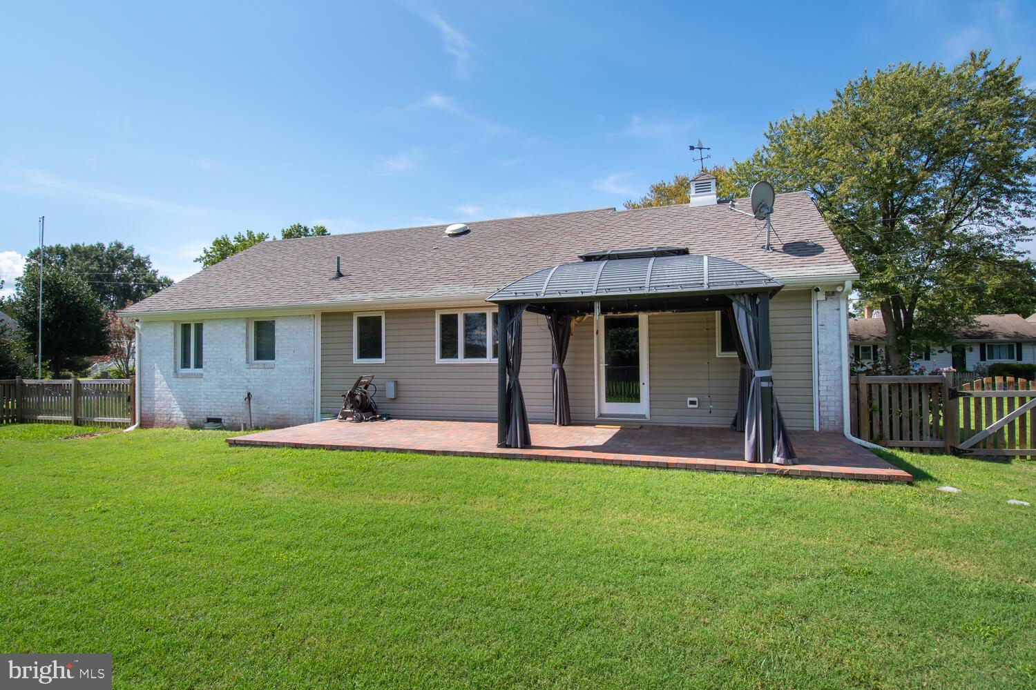 200 Bonfield Ave