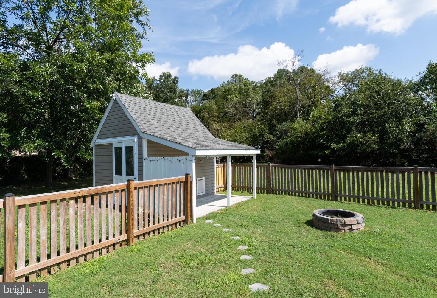 200 Bonfield Ave