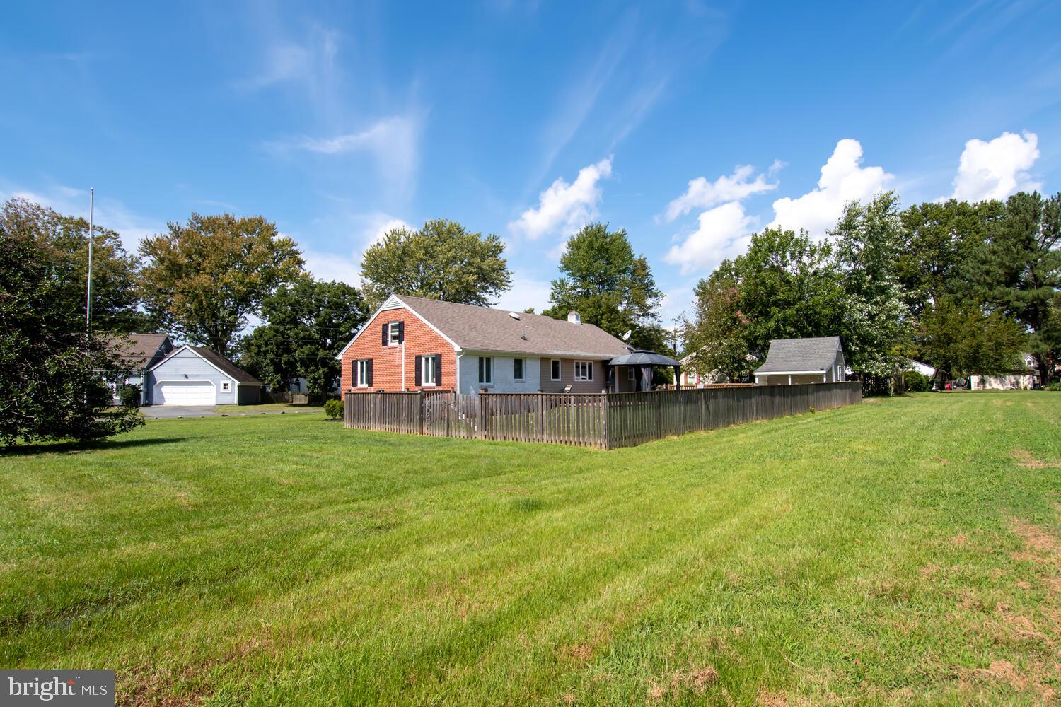 200 Bonfield Ave