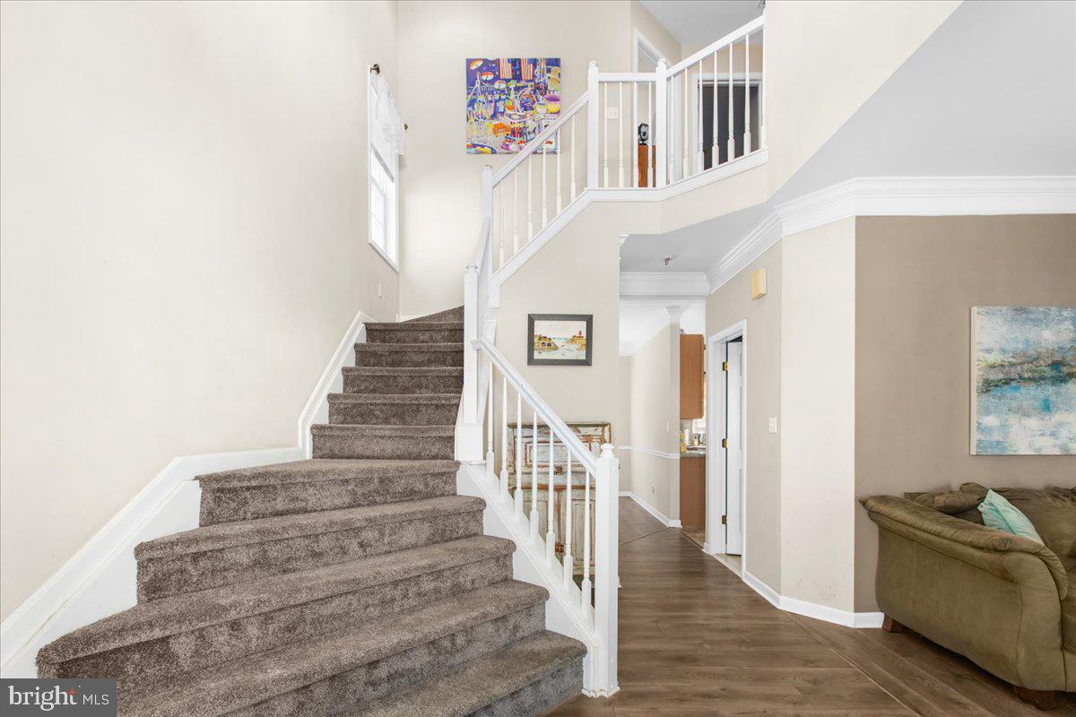 8824 Roundhouse Cir