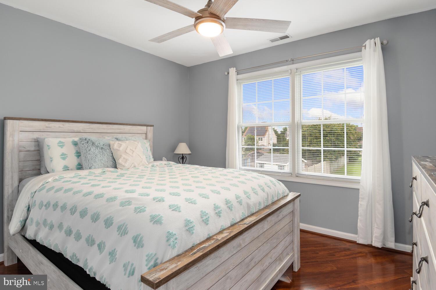 8847 Roundhouse Cir