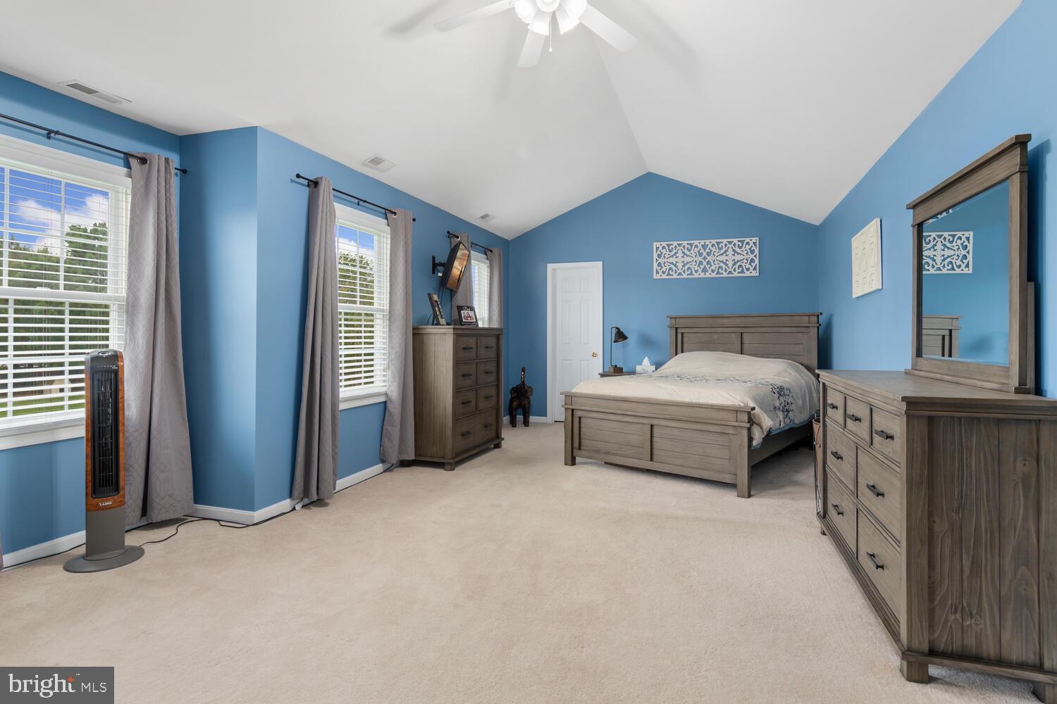 8847 Roundhouse Cir