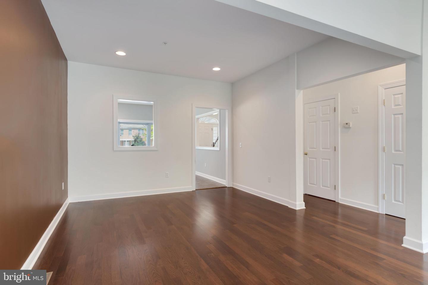 28484 Pinehurst Cir