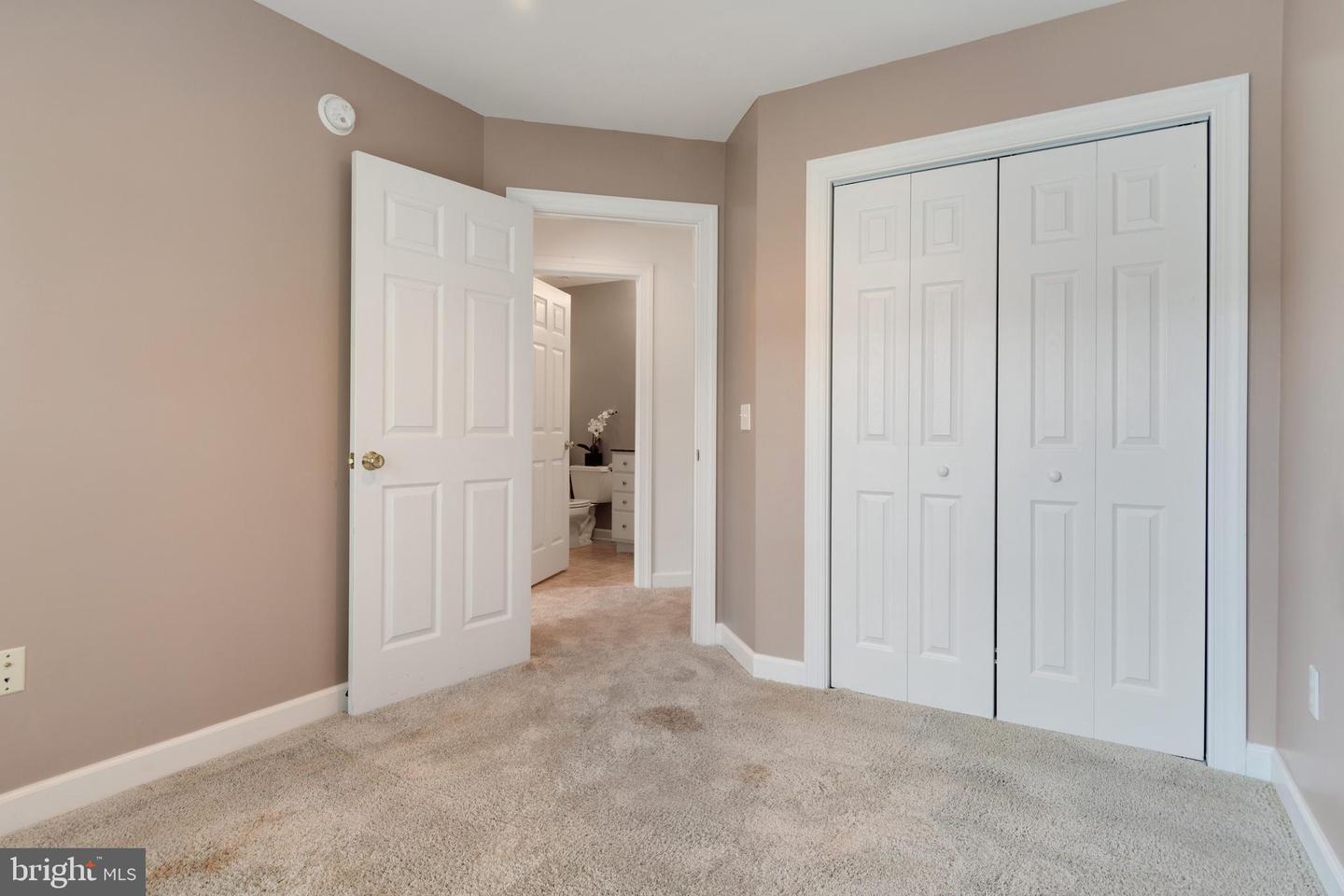 28484 Pinehurst Cir