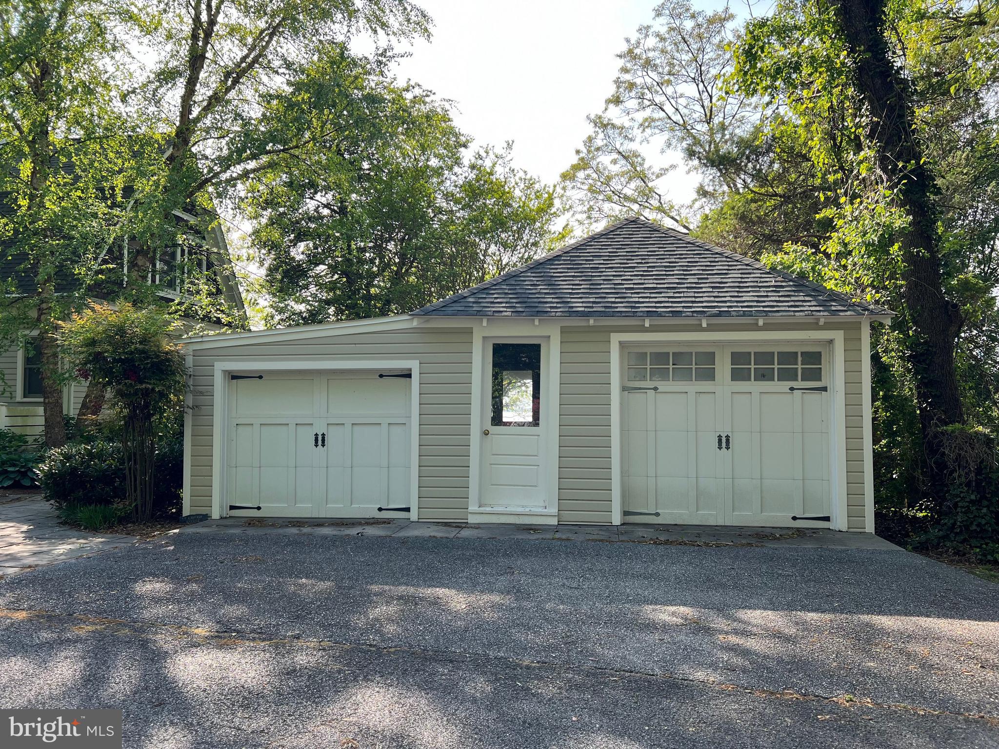 10536 Miracle House Cir