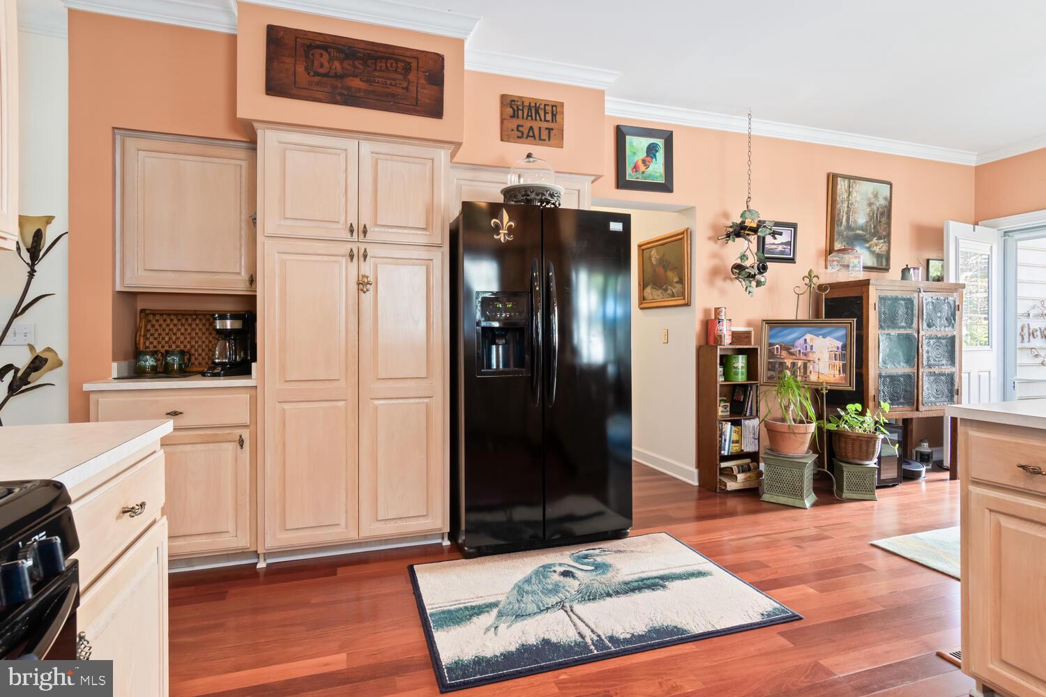 7589 Tour Dr