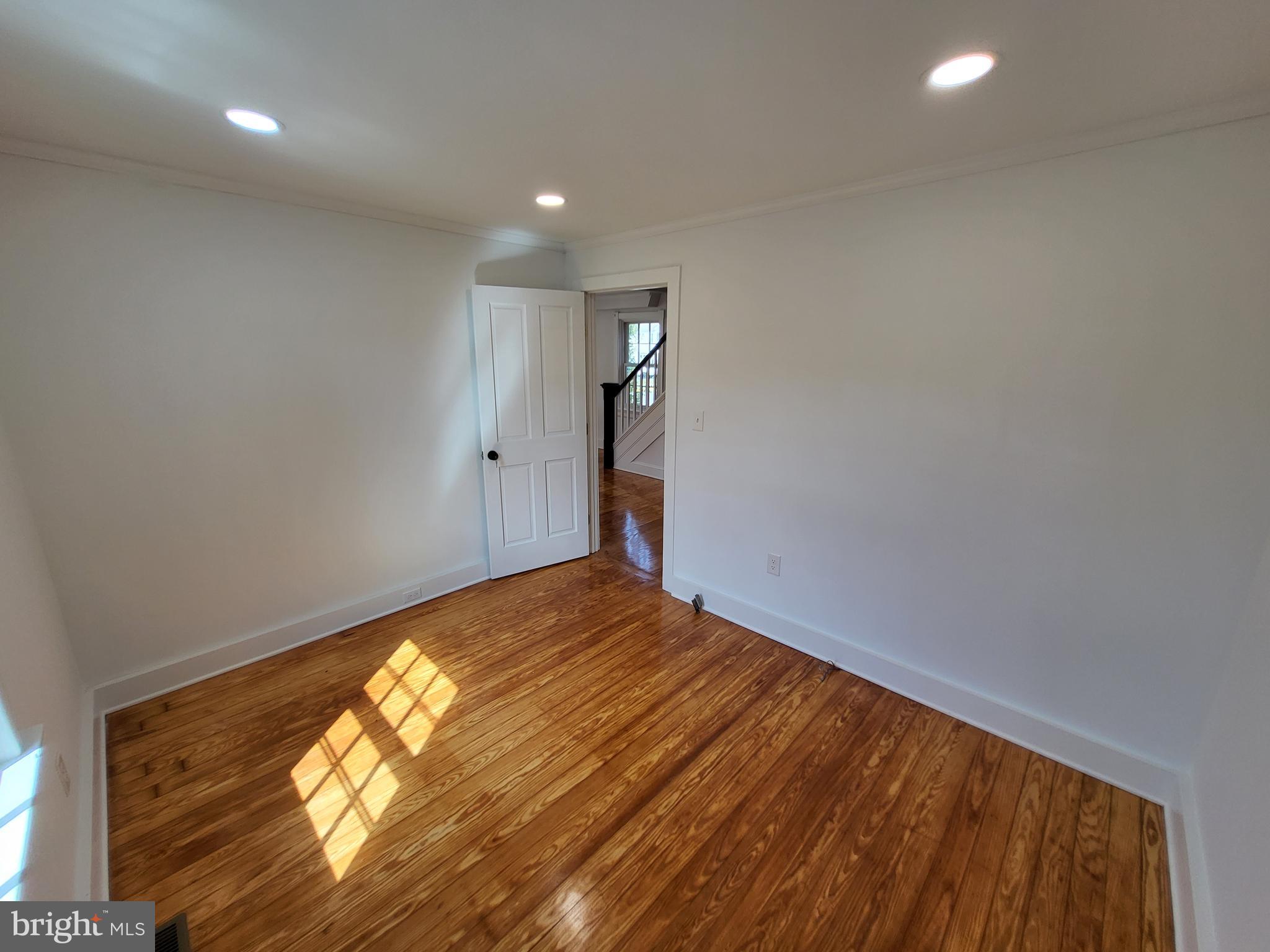 120 N West St