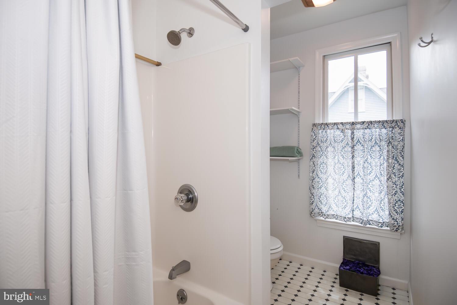 406 Goldsborough St #406