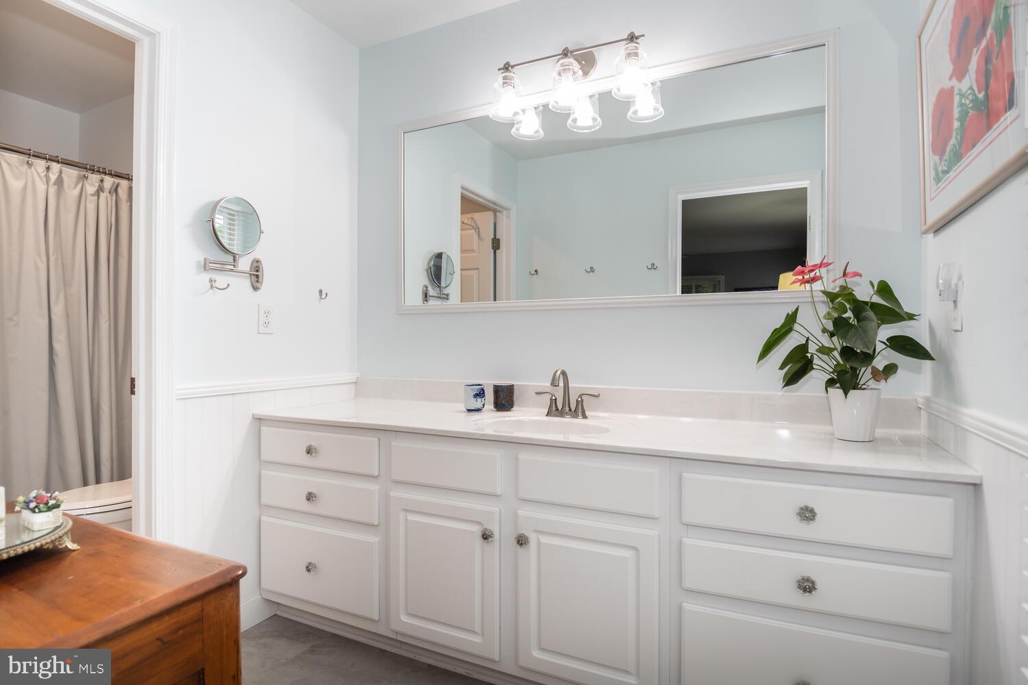 406 Goldsborough St #406