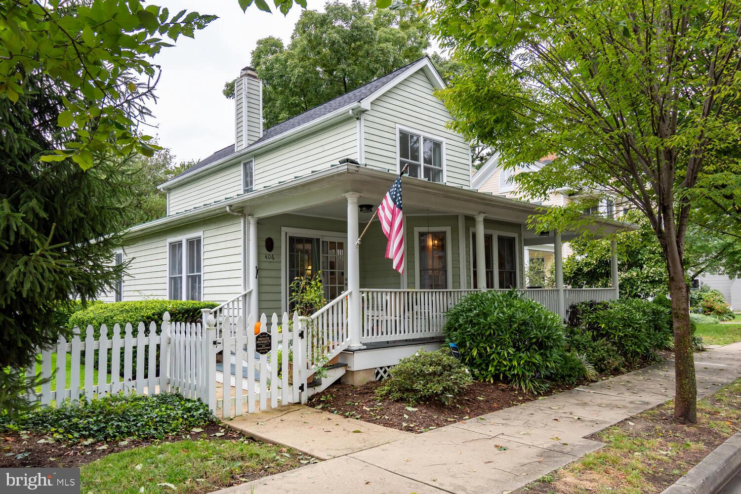 406 Goldsborough St #406