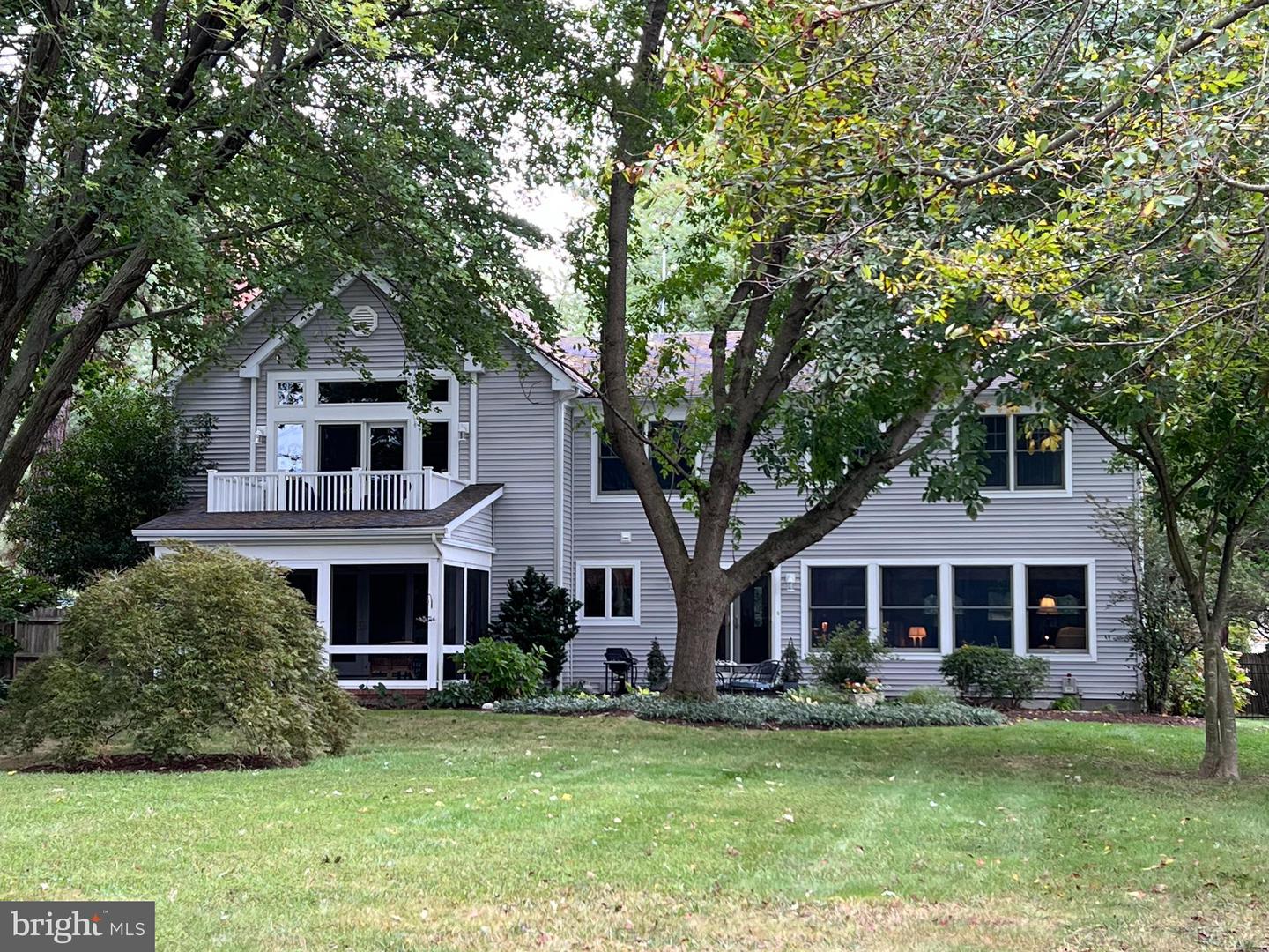 6786 Edge Rd