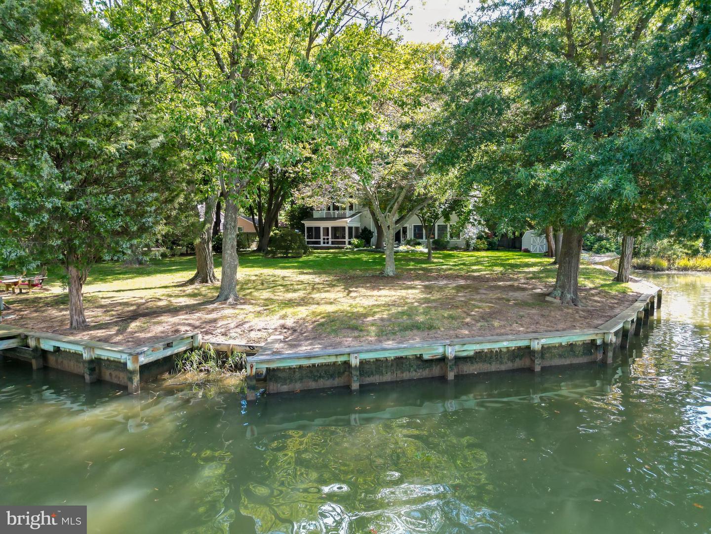 6786 Edge Rd