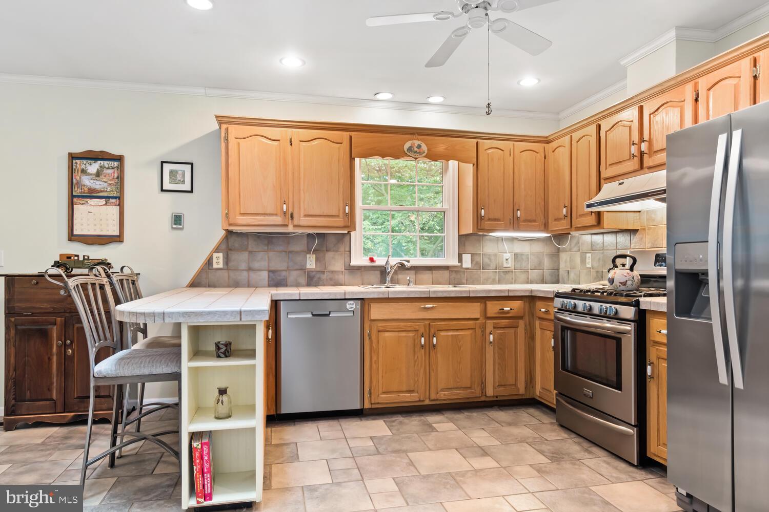 29223 Woodridge Dr