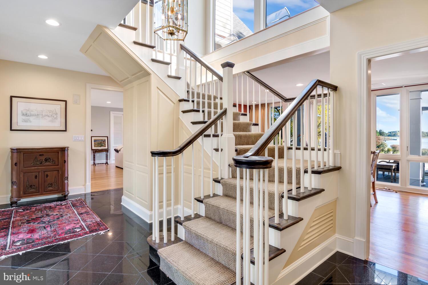 307 Market St