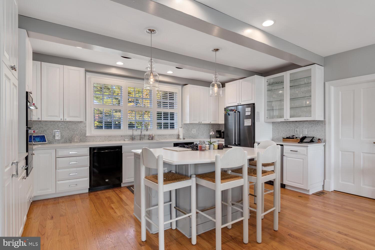 307 Market St