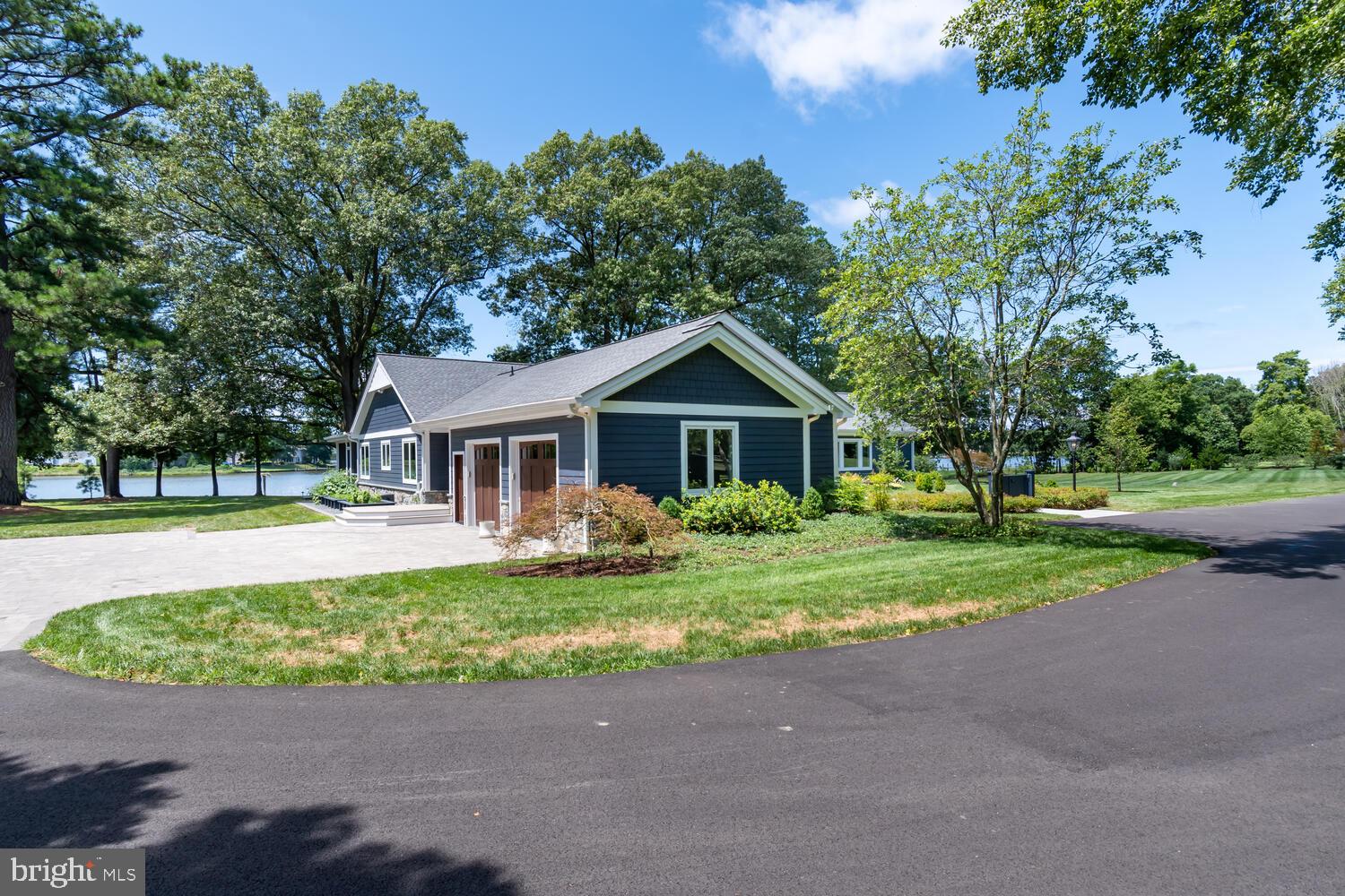 27669 Villa Rd