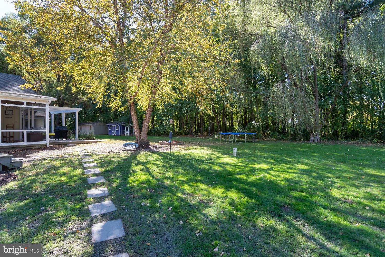 7284 Solitude Rd