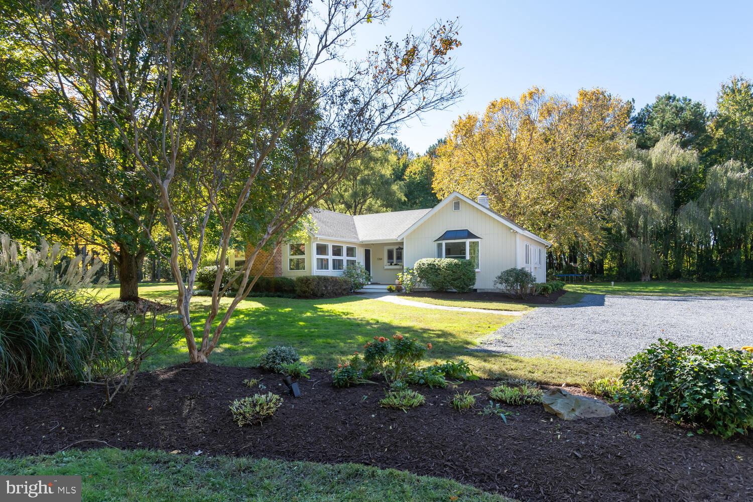 7284 Solitude Rd