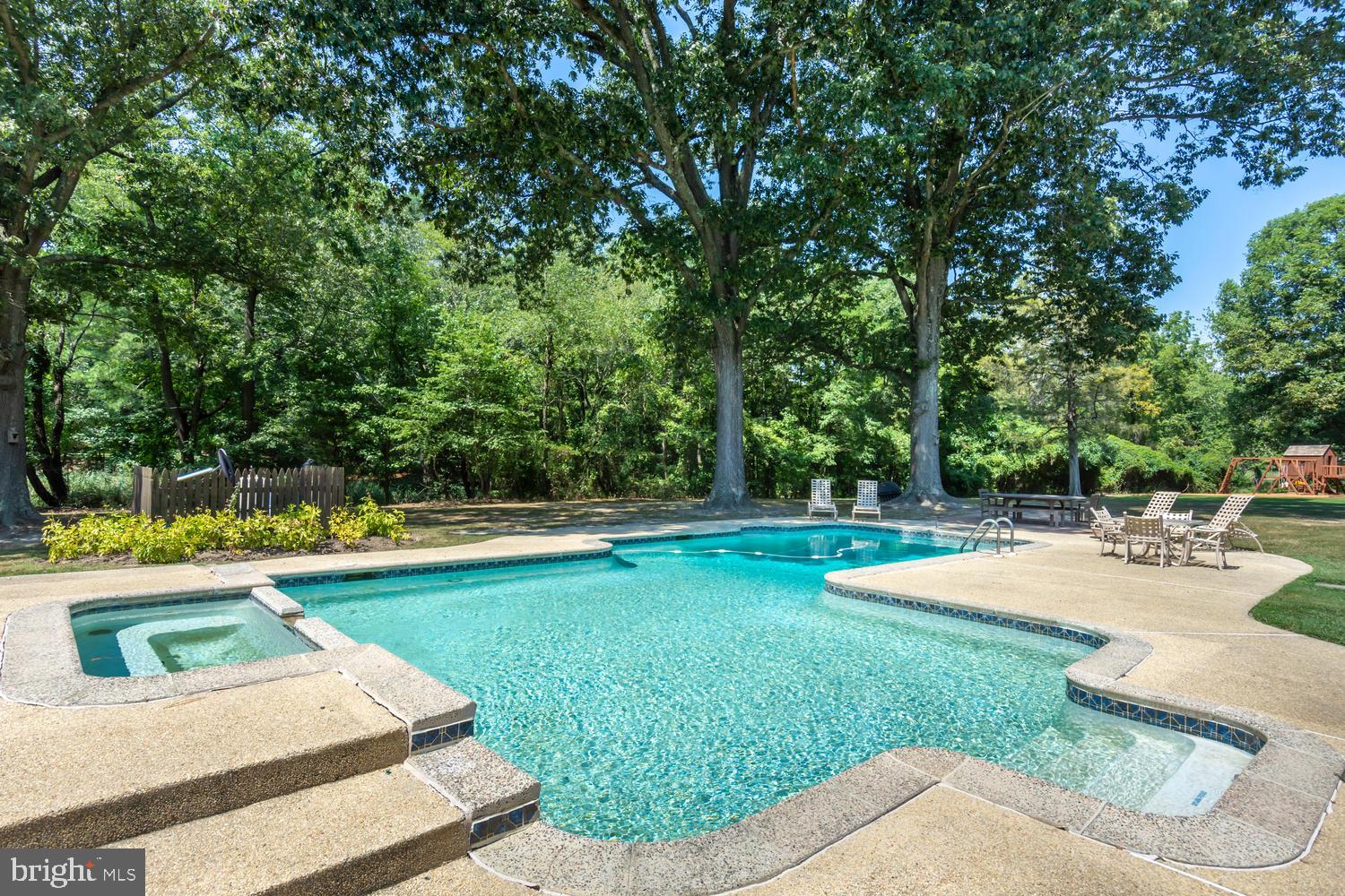 7263 Maxmore Creek Dr