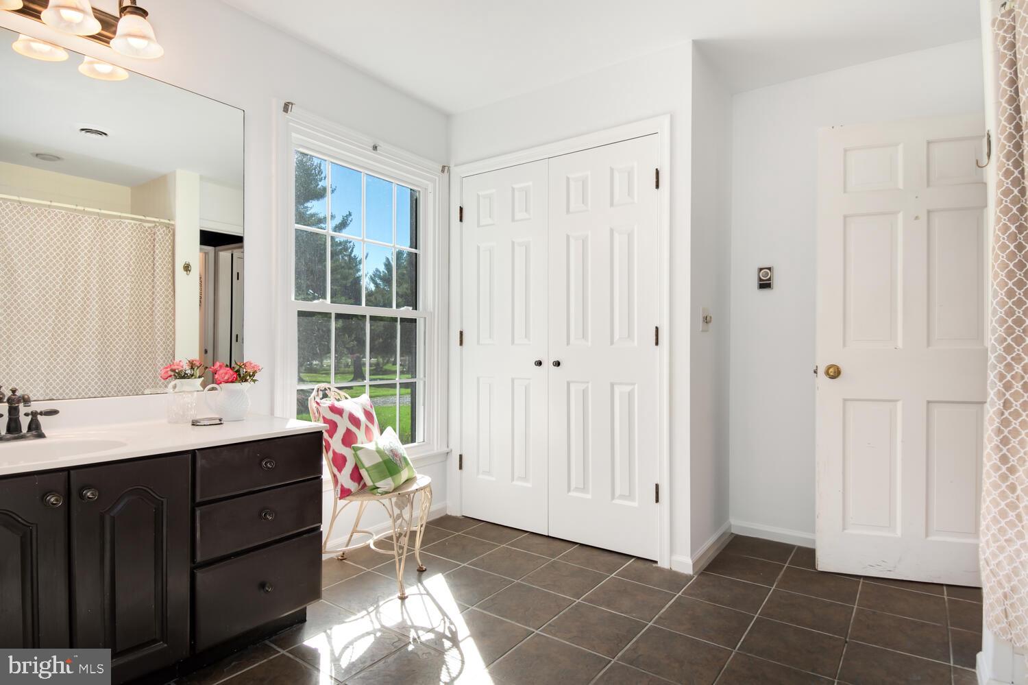 6372 Country Club Dr