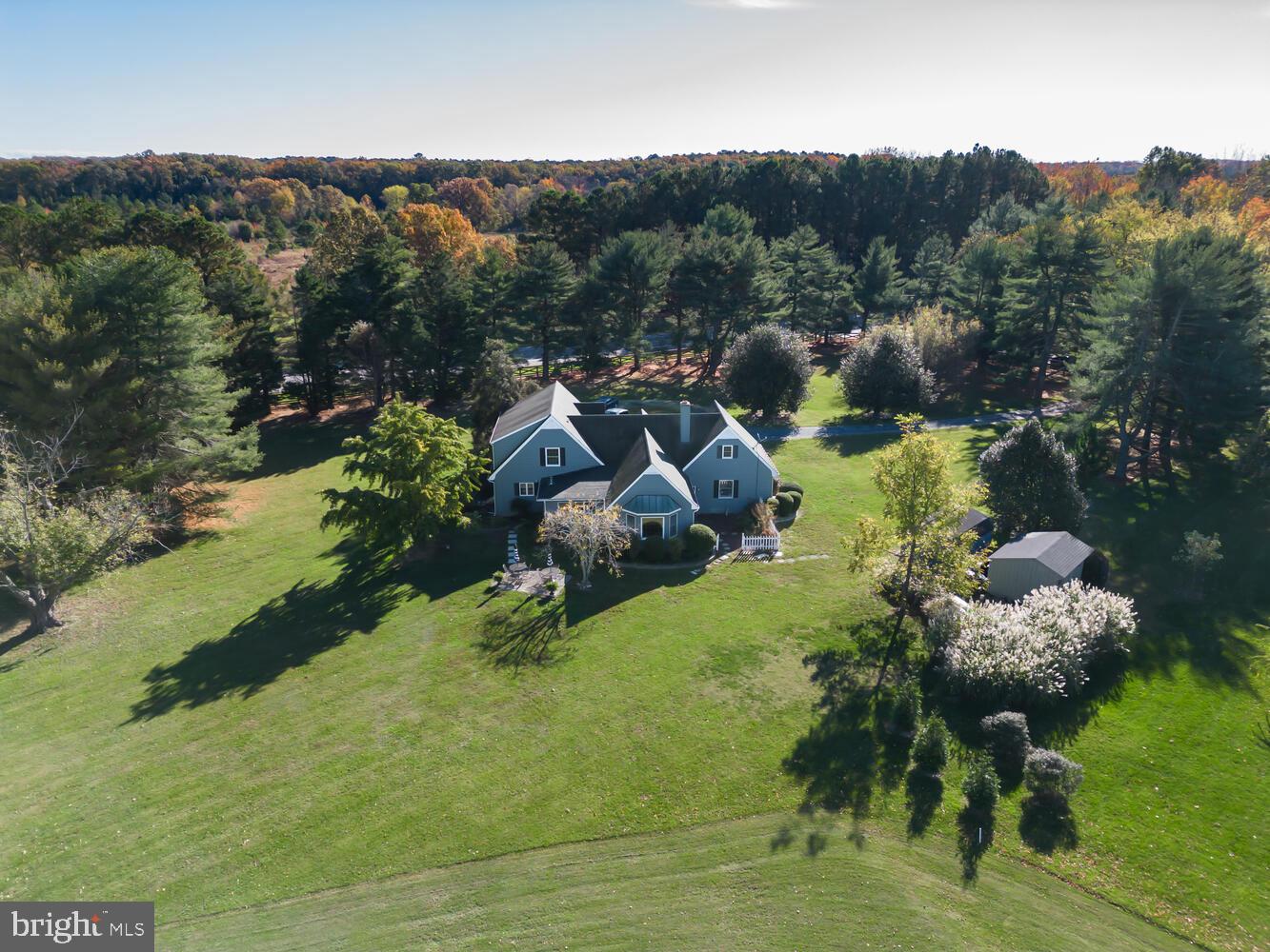 6372 Country Club Dr