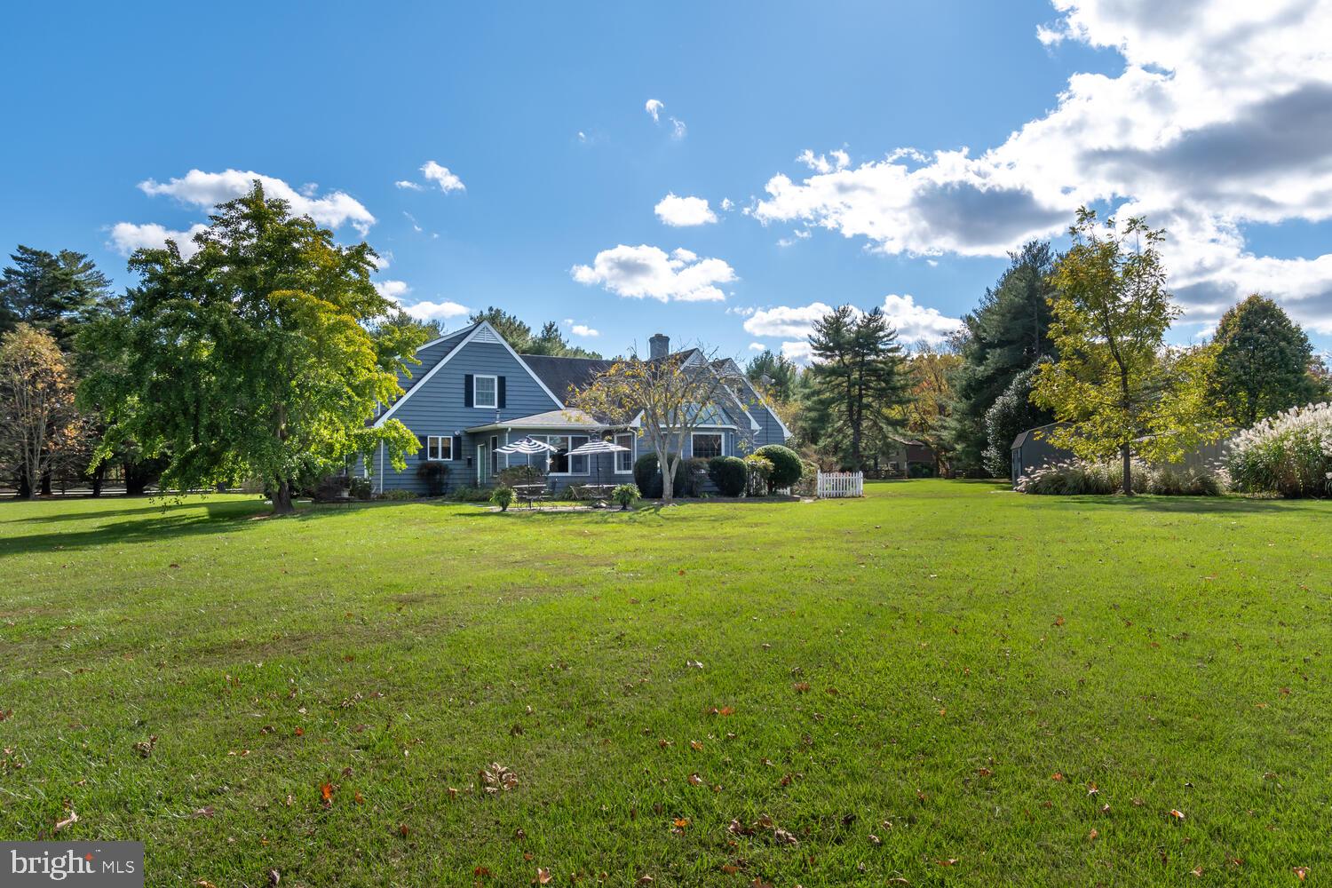 6372 Country Club Dr