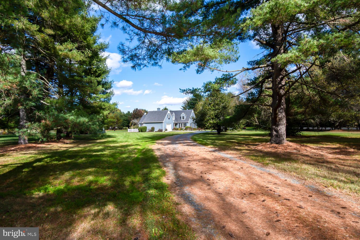 6372 Country Club Dr