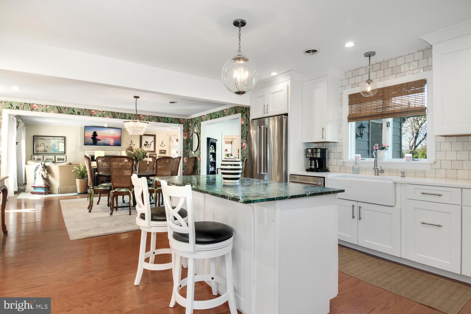 6372 Country Club Dr