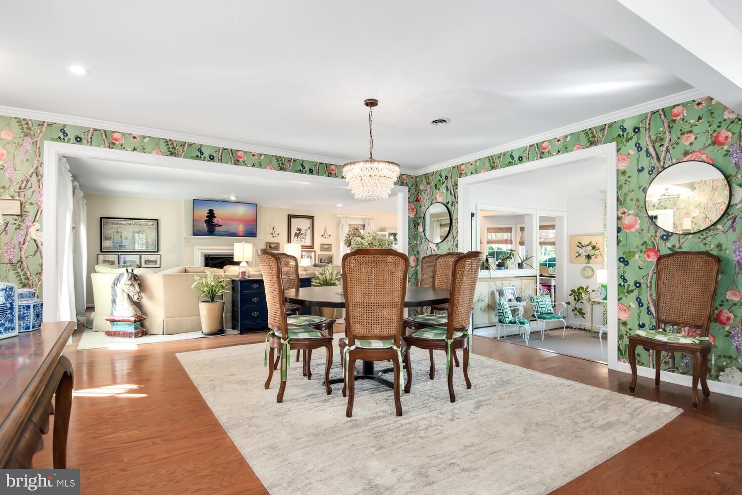 6372 Country Club Dr