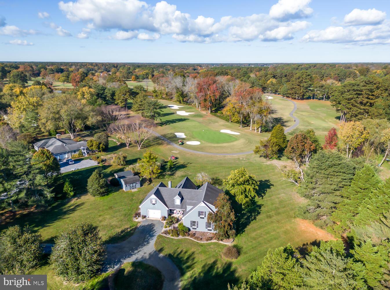 6372 Country Club Dr