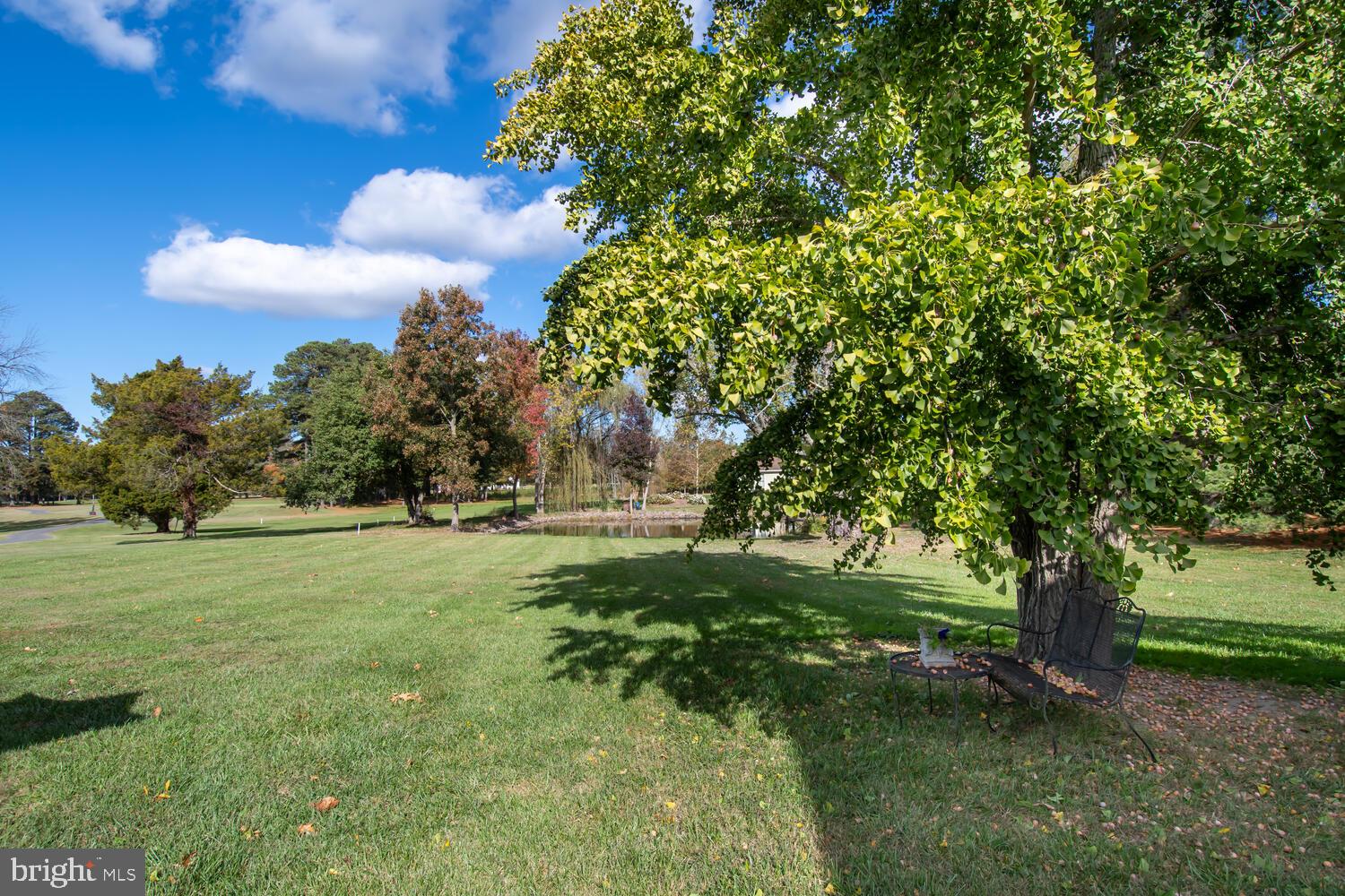 6372 Country Club Dr