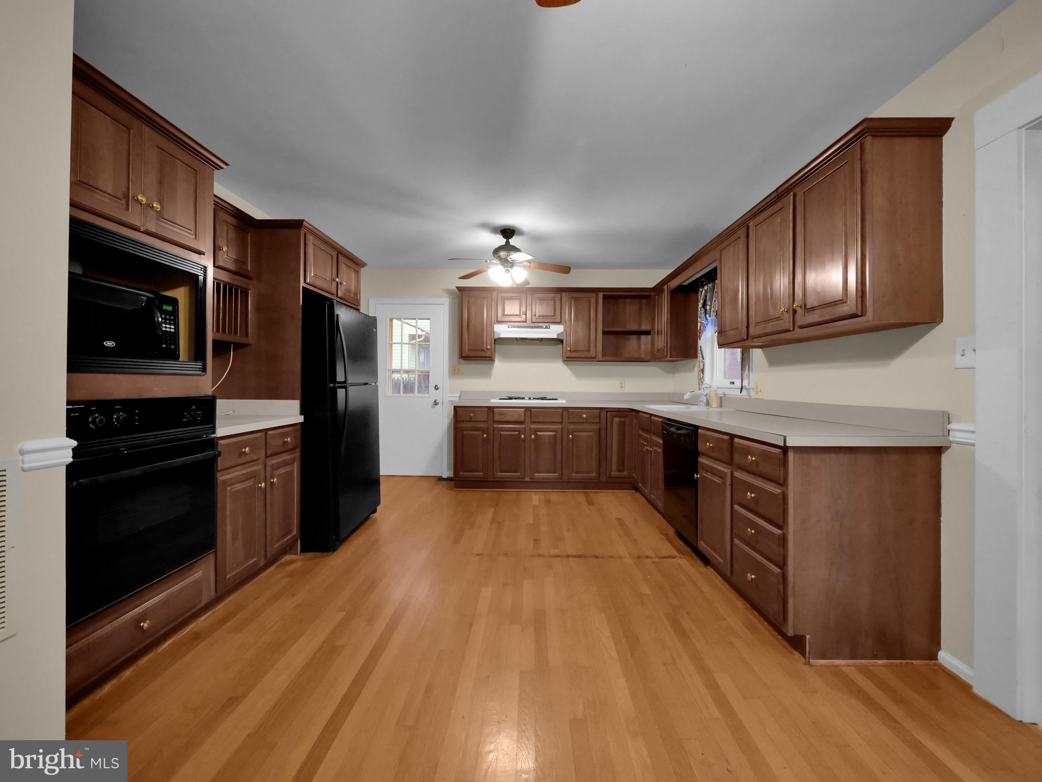 29176 Pin Oak Way