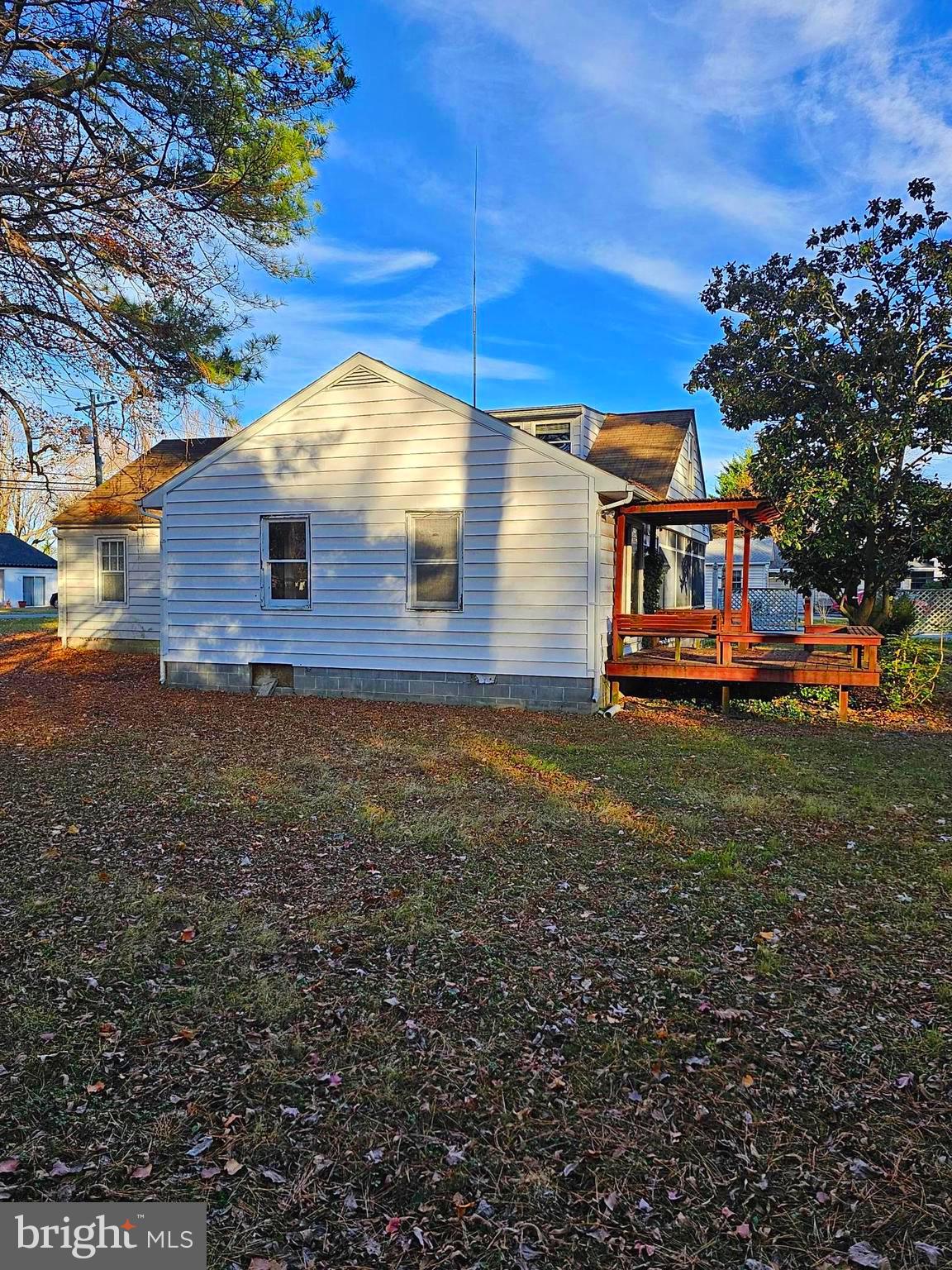 500 Railroad Ave