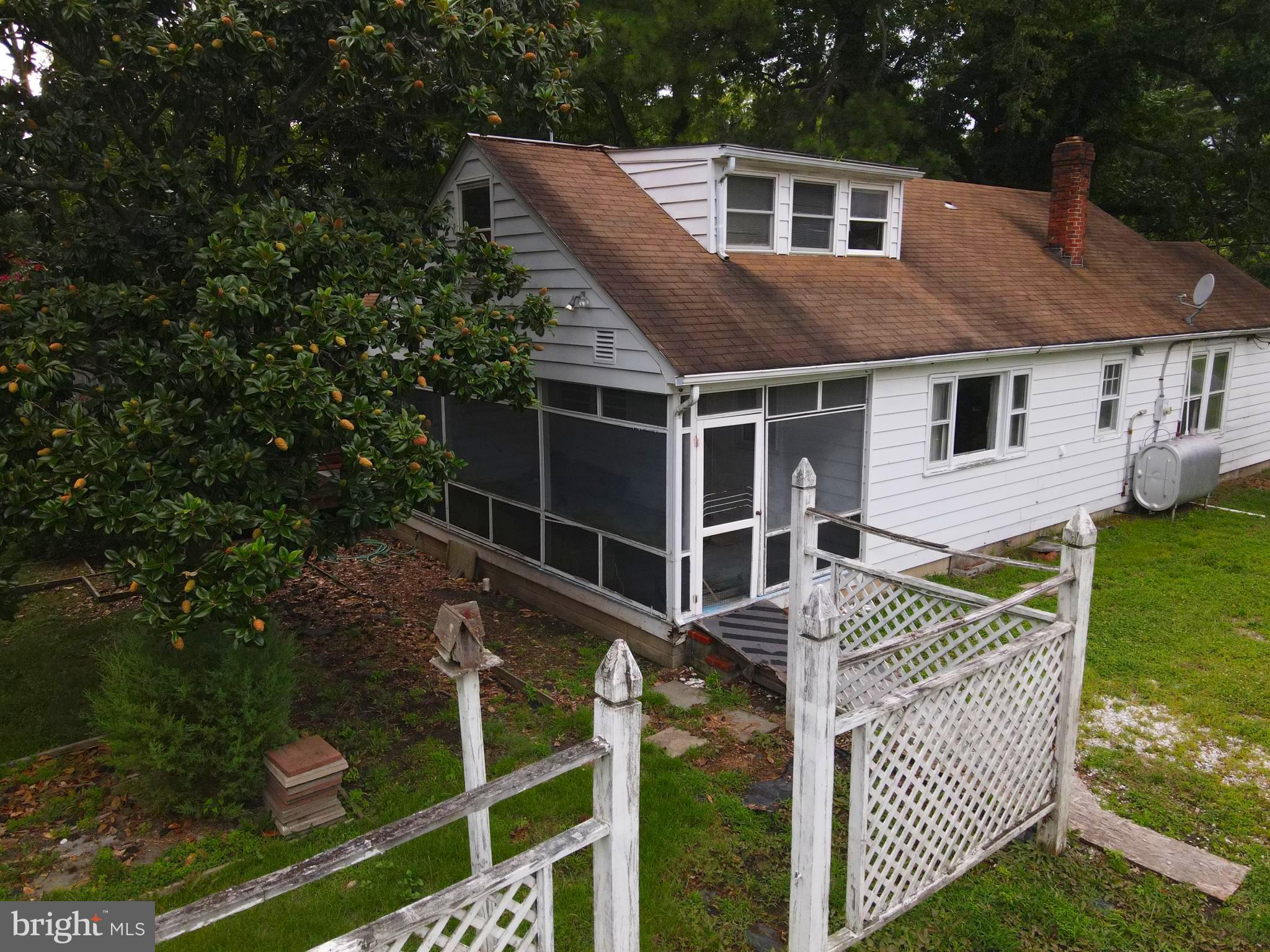500 Railroad Ave