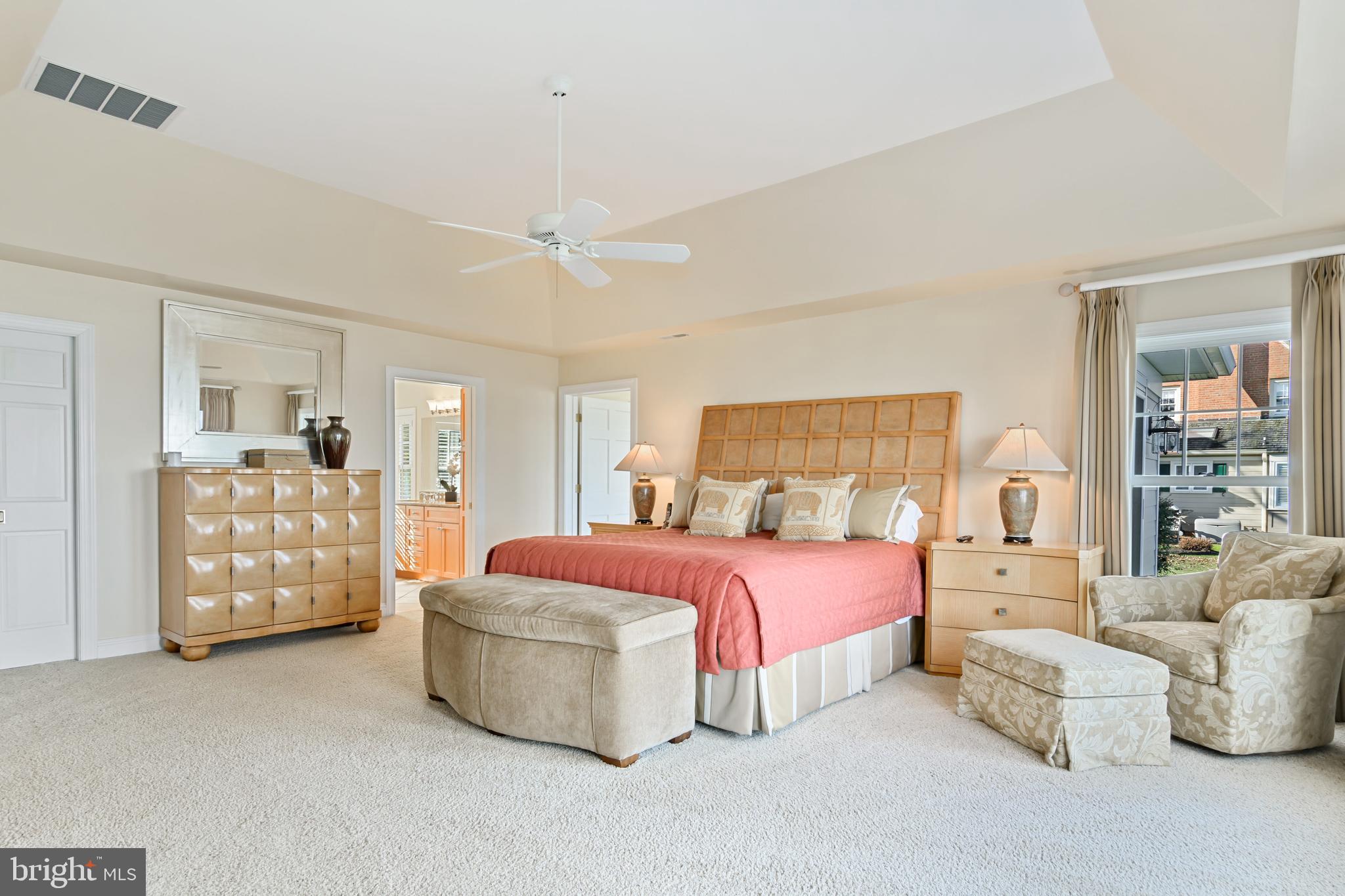 705 Riverview Ter